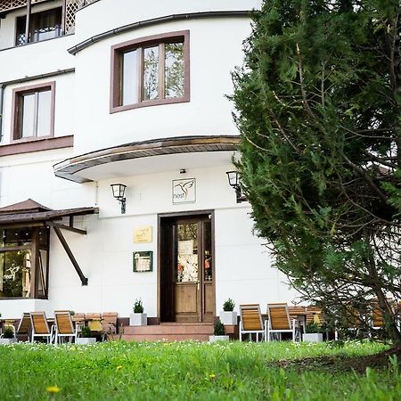 Nest Hotel Drobeta Turnu Severin Luaran gambar
