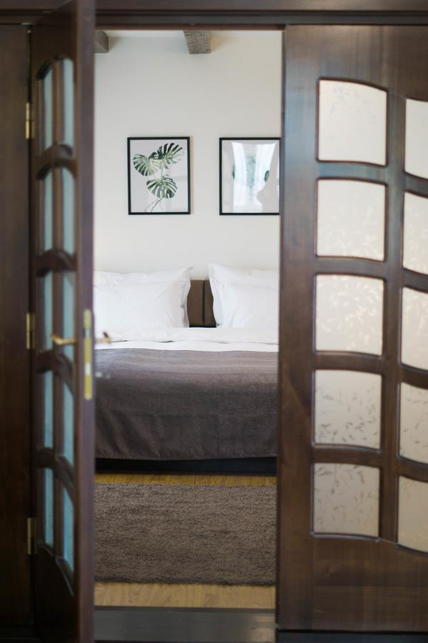 Nest Hotel Drobeta Turnu Severin Luaran gambar