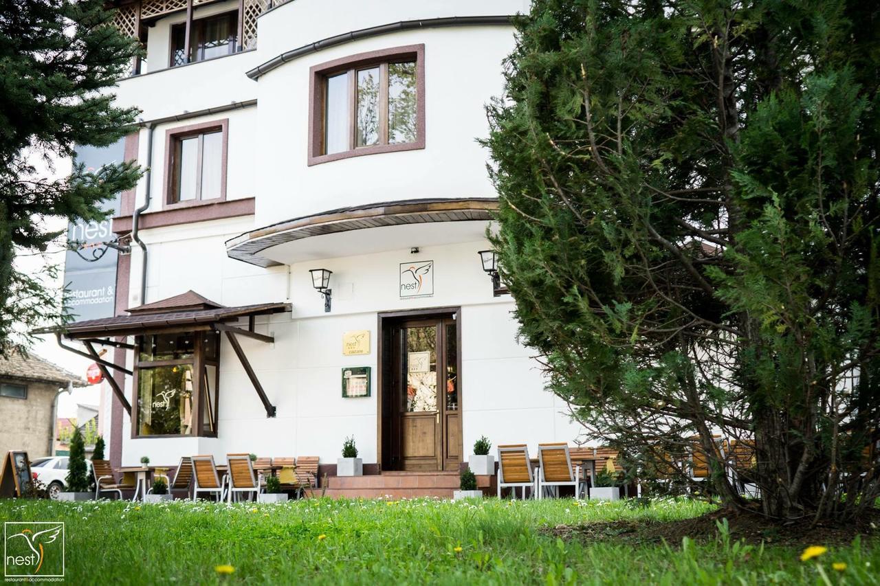 Nest Hotel Drobeta Turnu Severin Luaran gambar
